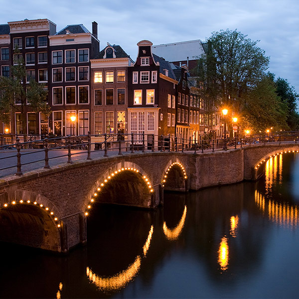 AMS4